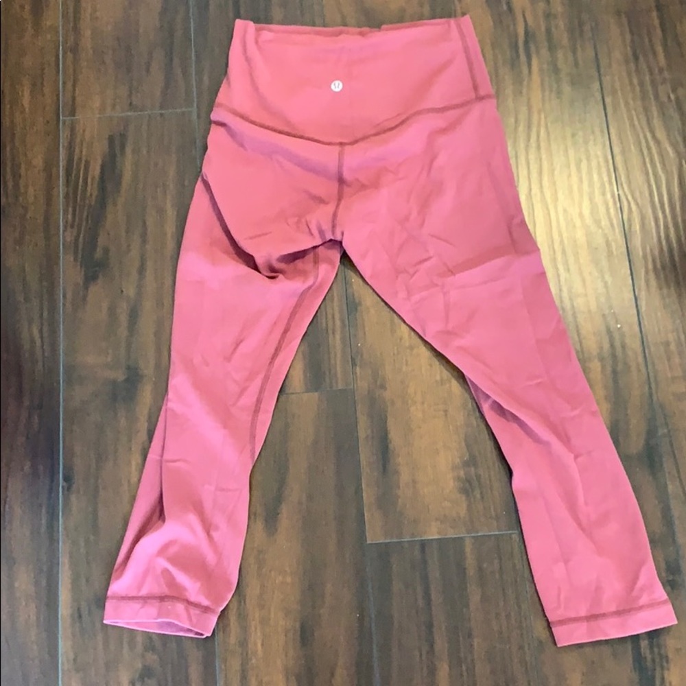 Lululemon align crops